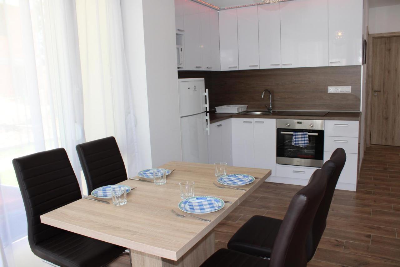 Nella Apartman Apartment Siofok Luaran gambar