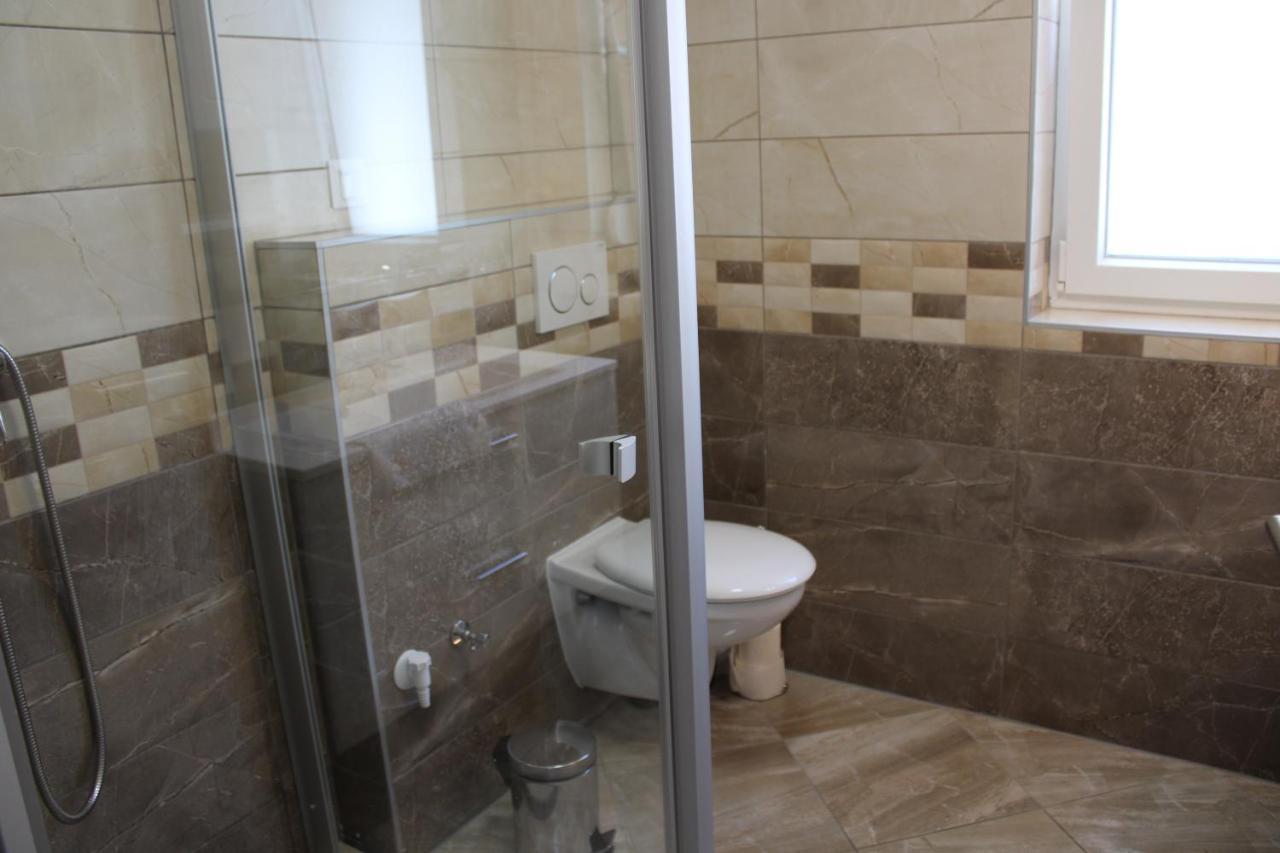 Nella Apartman Apartment Siofok Luaran gambar